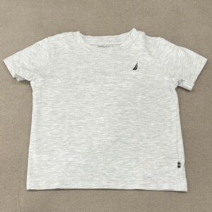 Set of
2 Nautica Cotton Kids Sail Logo Tees - Gray & Off-White".